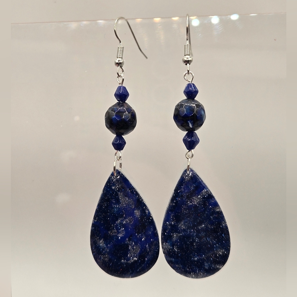 #B185-Streaking At Midnight- Midnight Blue Teardrop Earrings- Agate Beads